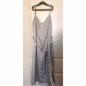 Abercrombie & Fitch Black and White Spotted Midi Dress Size Medium